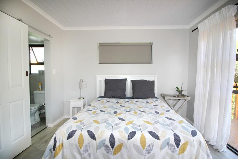 3 Bedroom Property for Sale in Outeniqua Strand Western Cape